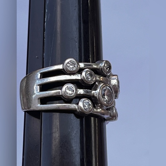 Multi stone band silver with cubic stones layered Marked 925 NF Ring size 7.5 - Picture 2 of 5